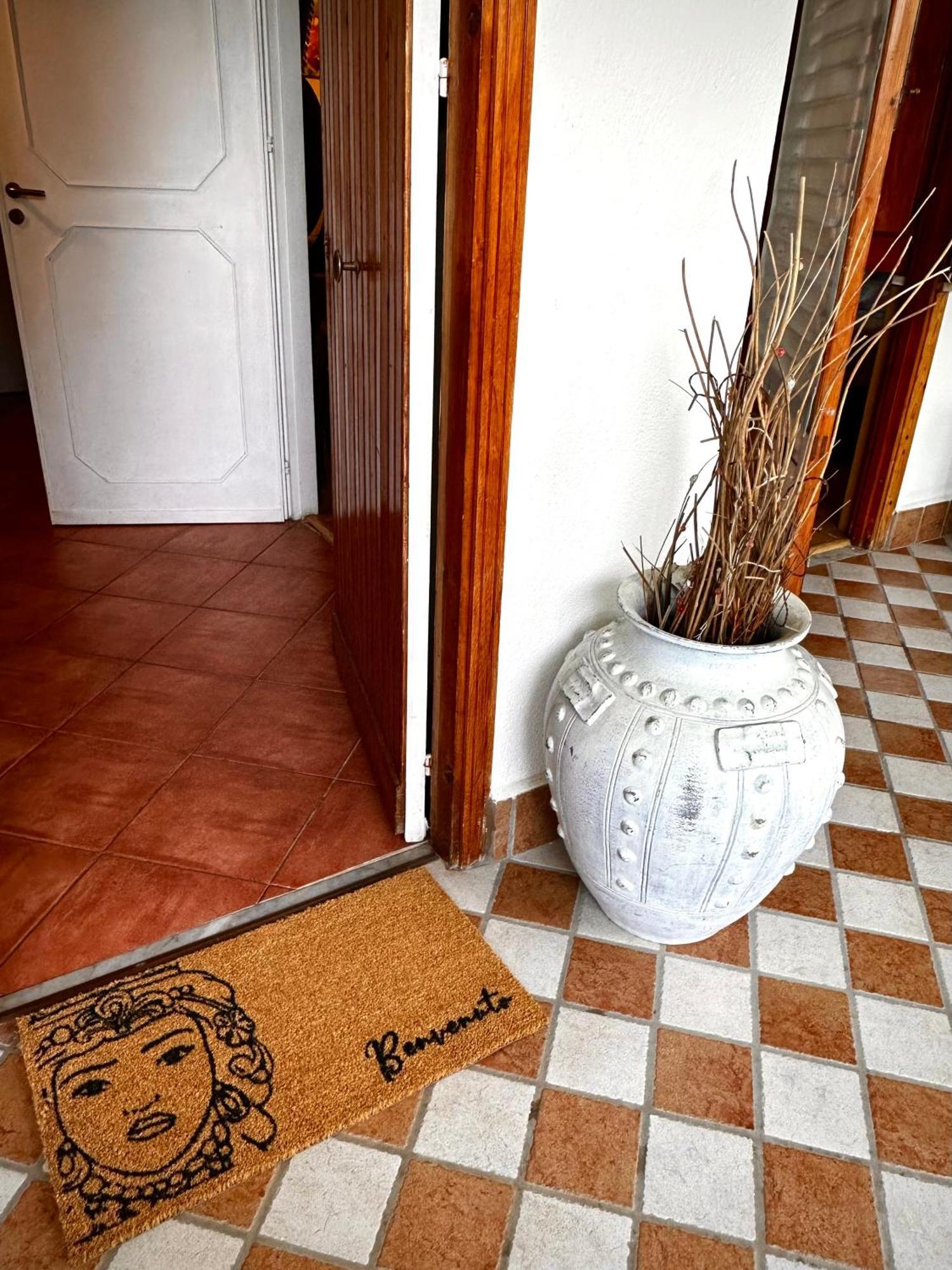 Casa Perciata - Locazione Turistica Apartment มอนเดลโล ภายนอก รูปภาพ