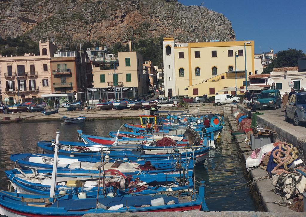 Casa Perciata - Locazione Turistica Apartment มอนเดลโล ภายนอก รูปภาพ